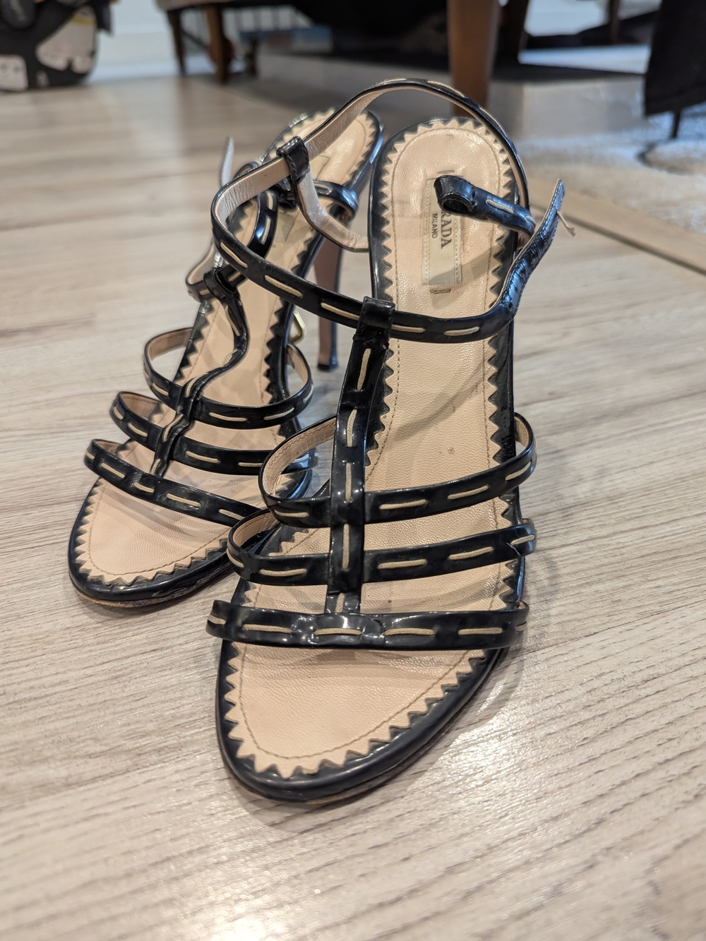 Vintage Prada Y2K Black Patent Leather T-Strap Strappy Heels Sandals 37.5 Italy